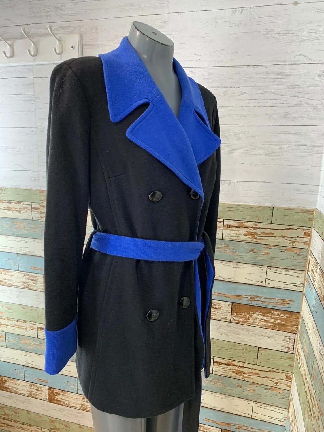 00's Colorblock Double Breasted Coat by International Concepts