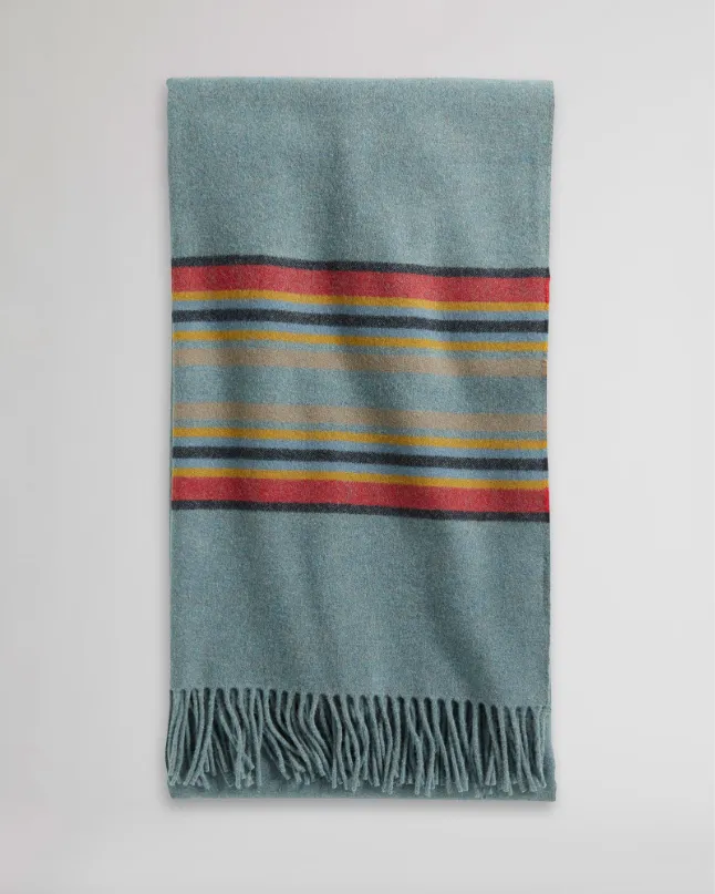 5th Avenue Throw<br>Green Heather