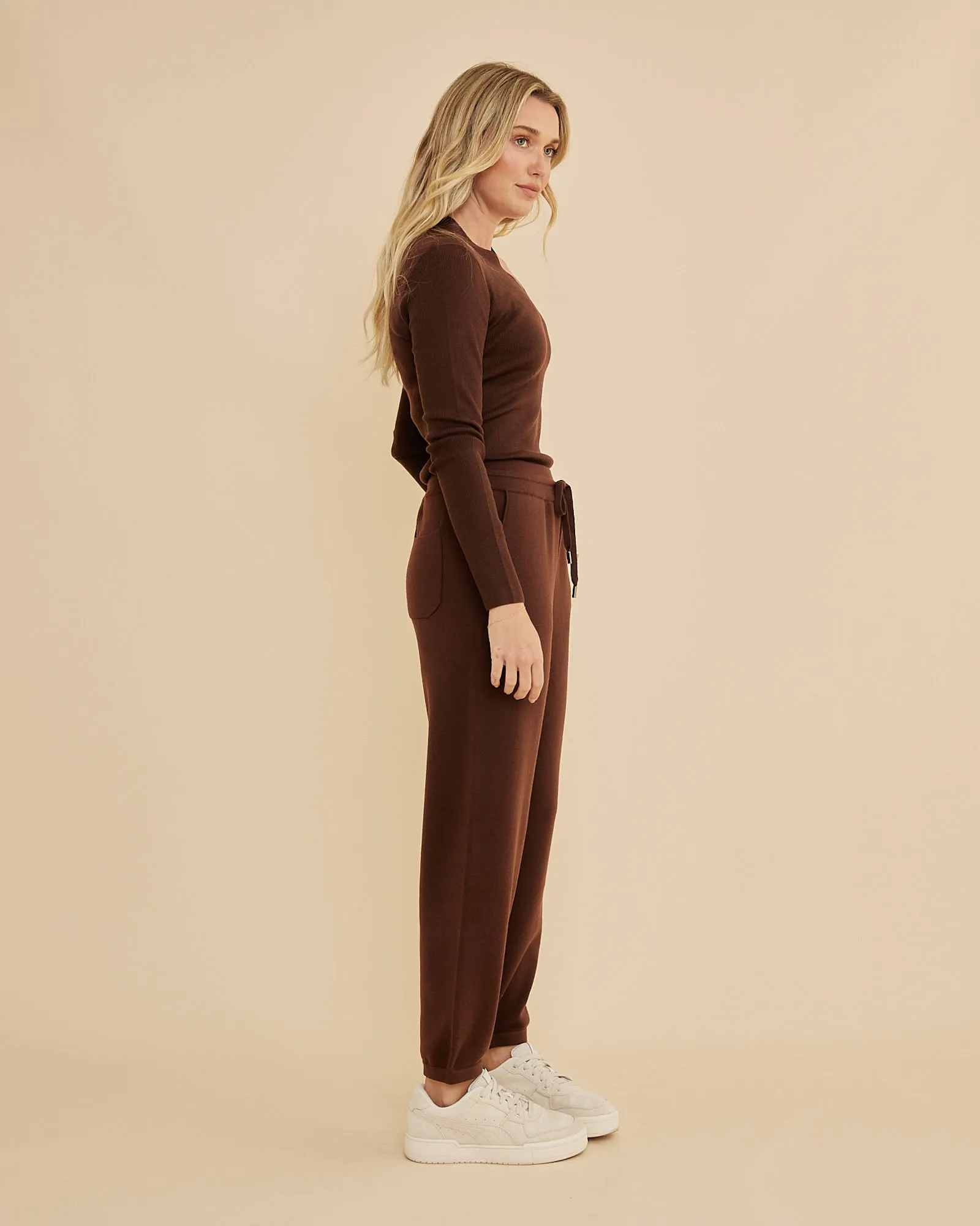 Aire Merino Knit V Neck Top - Chocolate