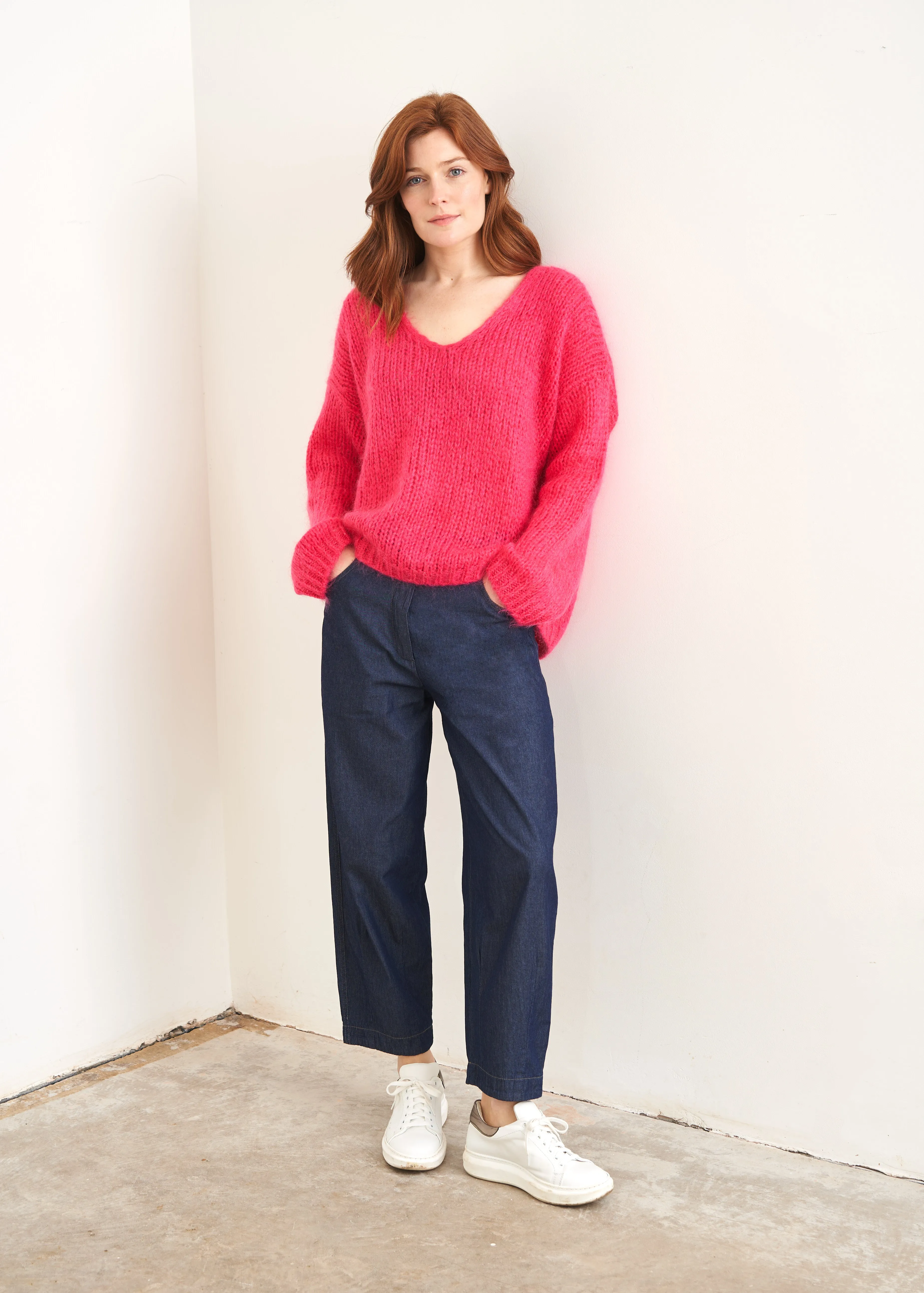 DORA CHUNKY KNIT V-NECK SWEATER - PINK