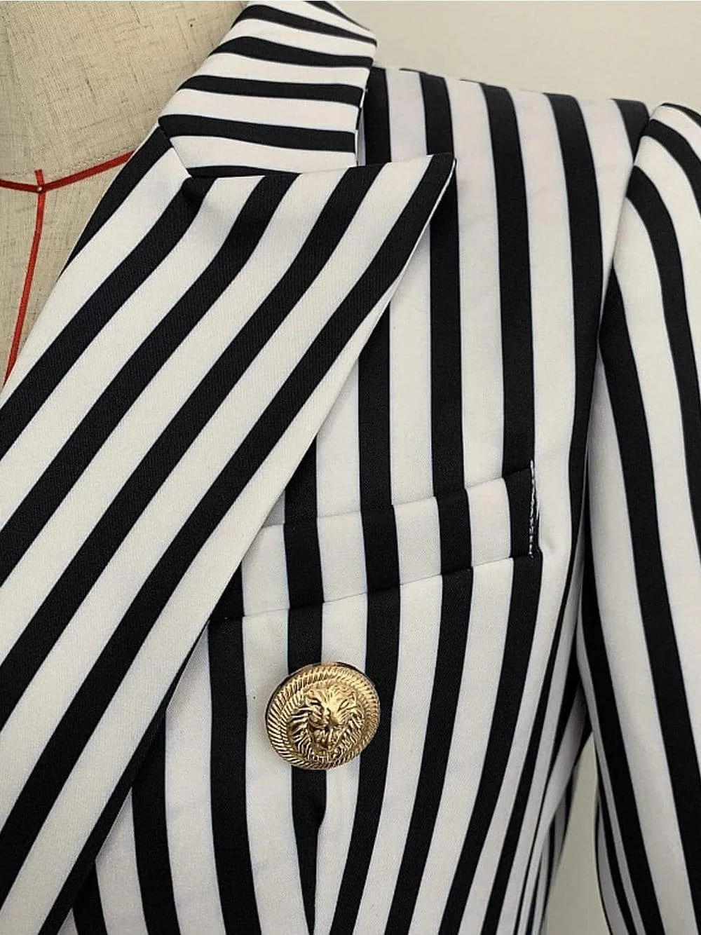 Double-breasted Striped Blazer in White/Black