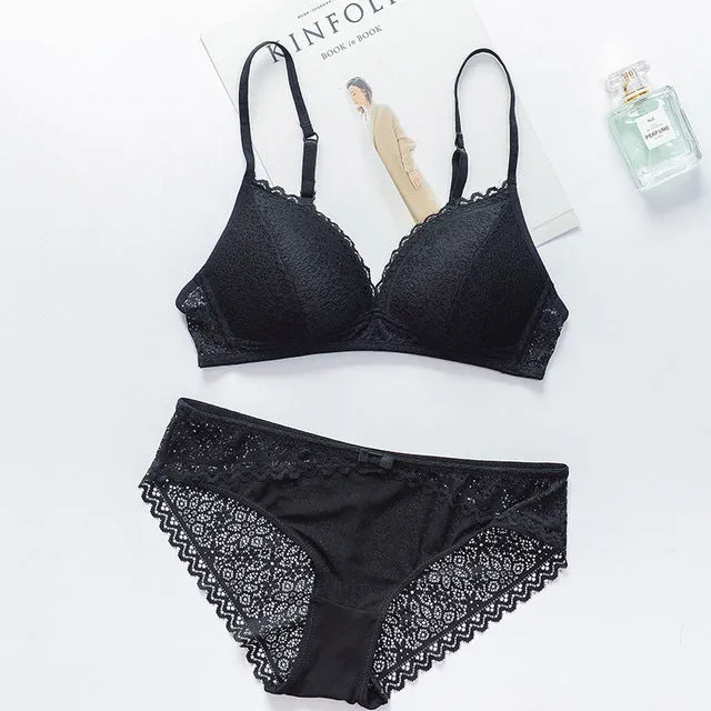 Female Itimates Japanese Triangle Cup Thin Lace lingerie Set Deep V Sexy Bra Set Seamless Bra Brief Women Underwear Set Bralette