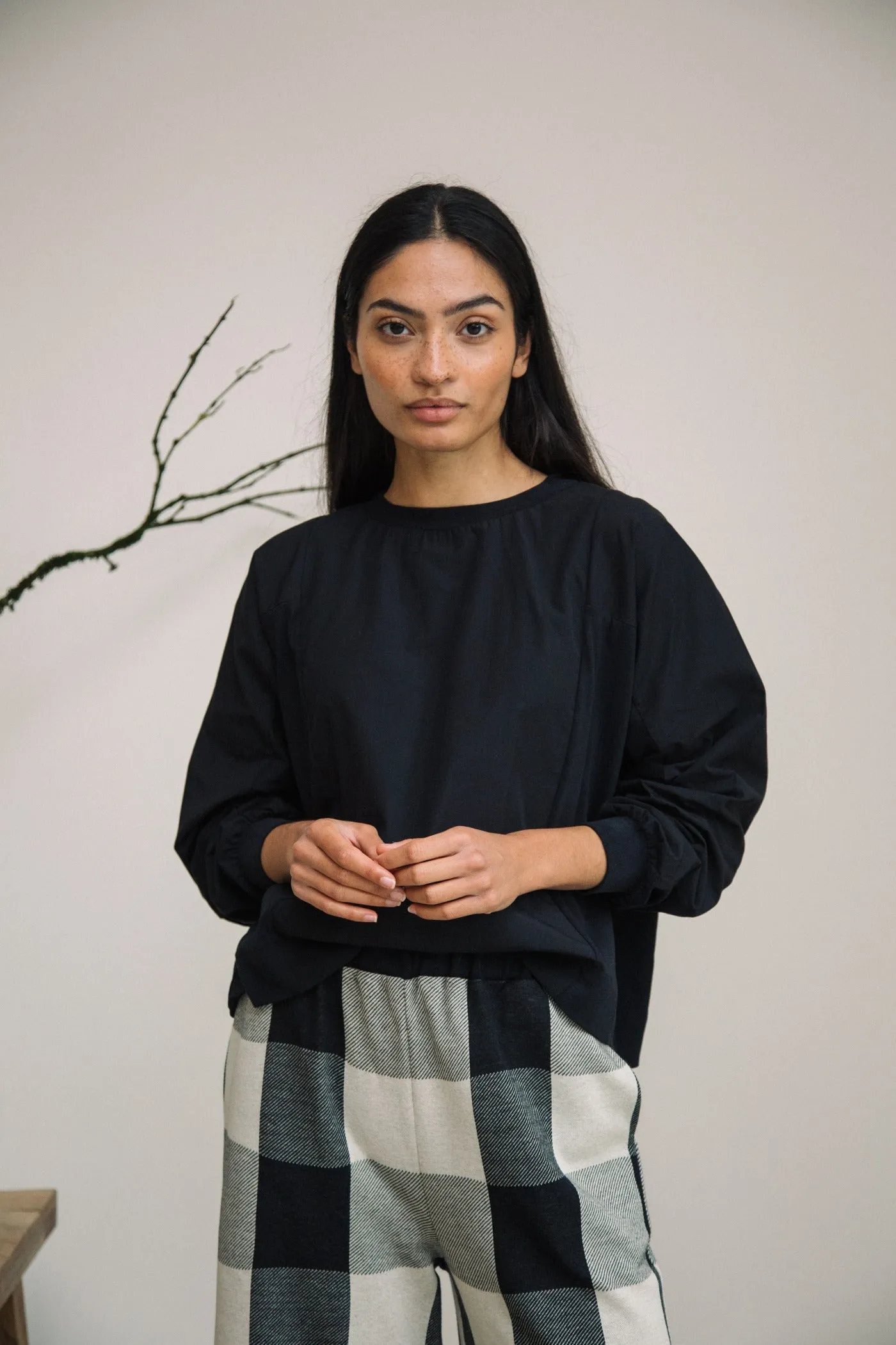 Hinoki Organic Cotton Jersey and Poplin Top in Black